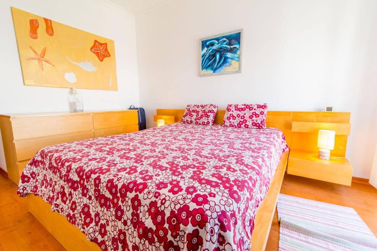 Special Holiday Apartment 塔维拉 外观 照片